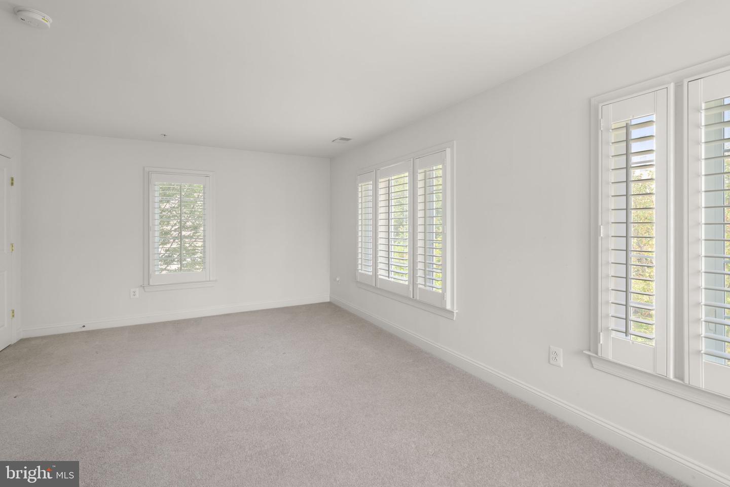 2649 Buckingham Rd #43 Property Photo 51