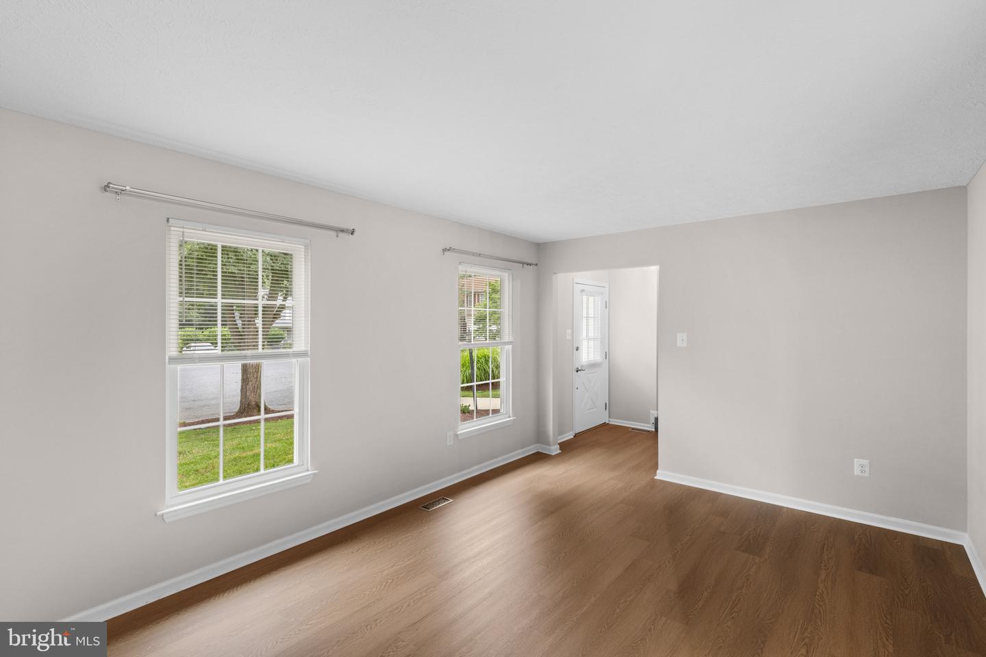 9520 Windbeat Way Property Photo 19