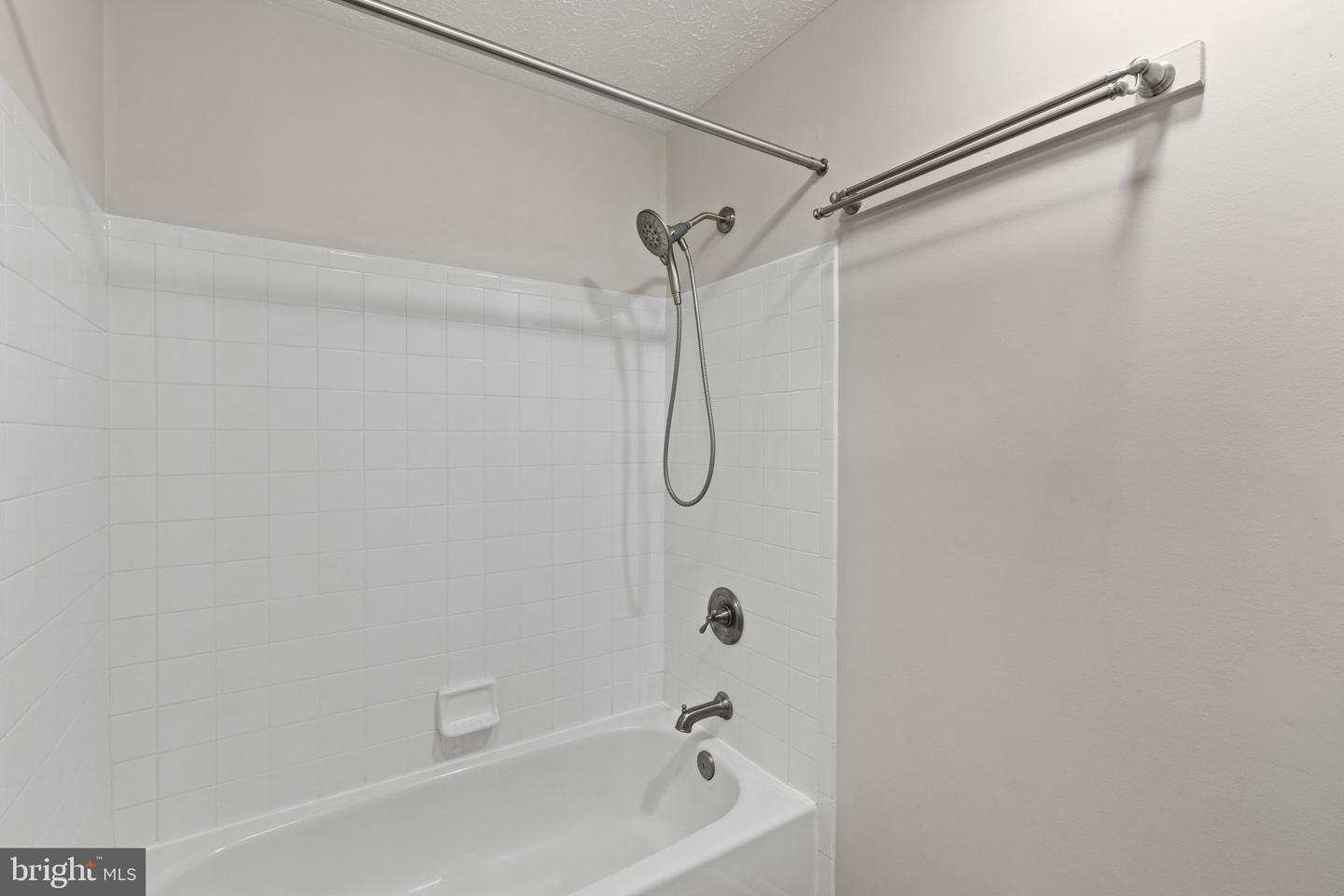 9520 Windbeat Way Property Photo 26