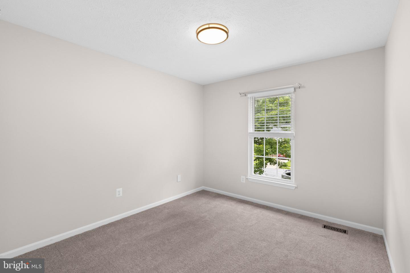 9520 Windbeat Way Property Photo 34