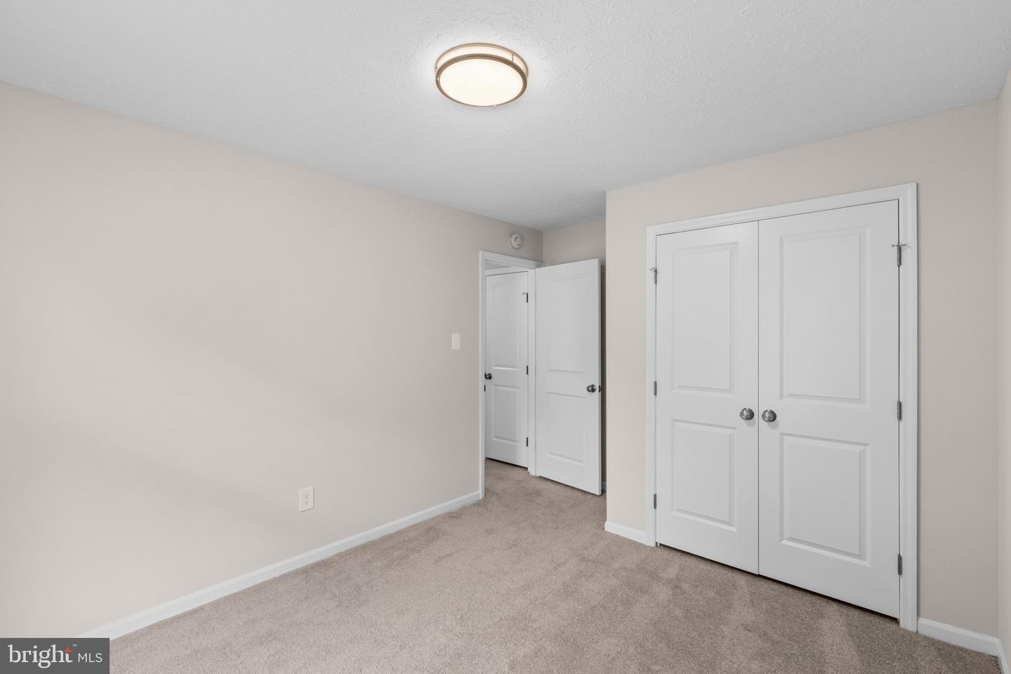 9520 Windbeat Way Property Photo 35