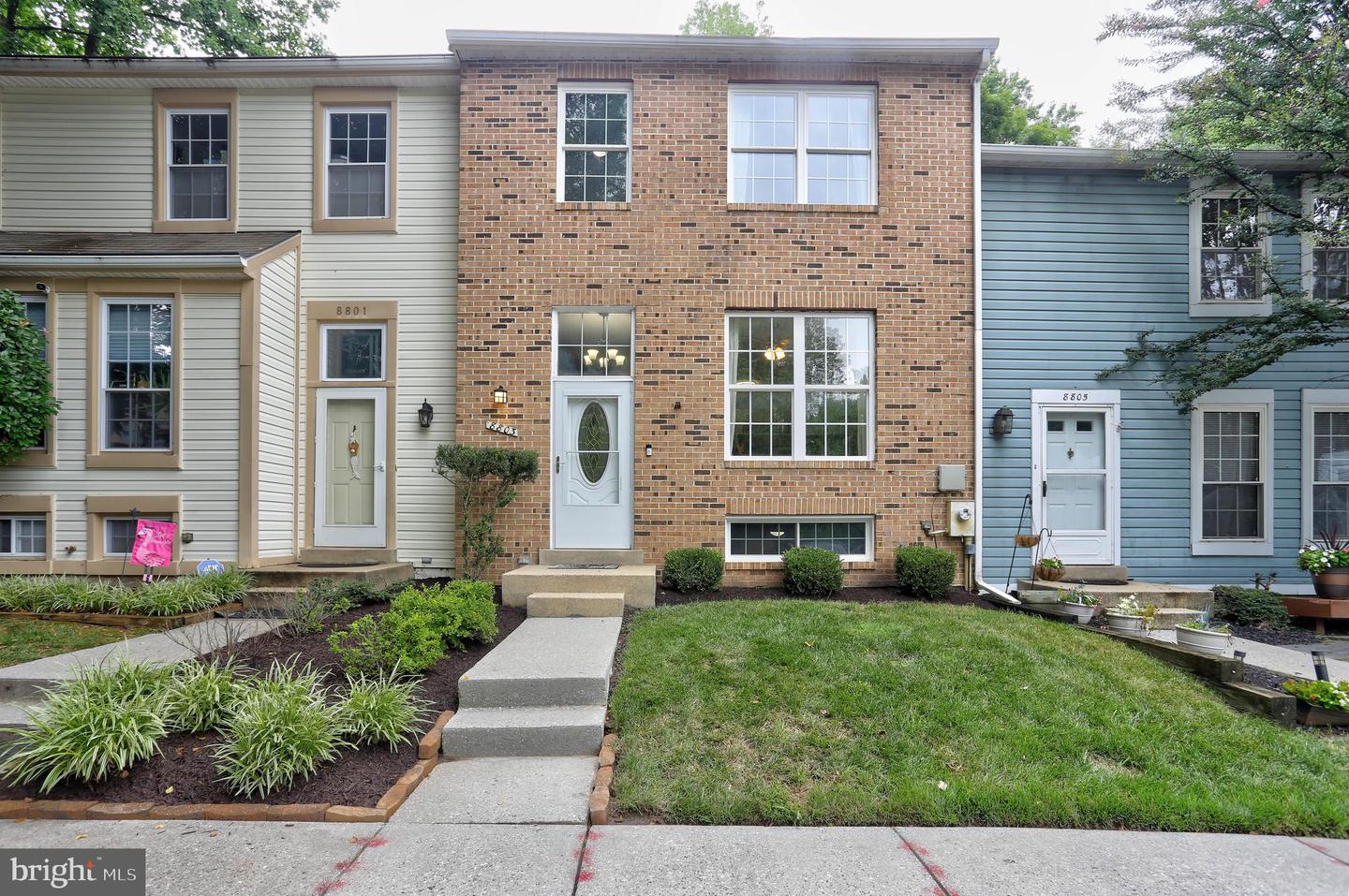 8803 Stonebrook Ln Property Photo 1