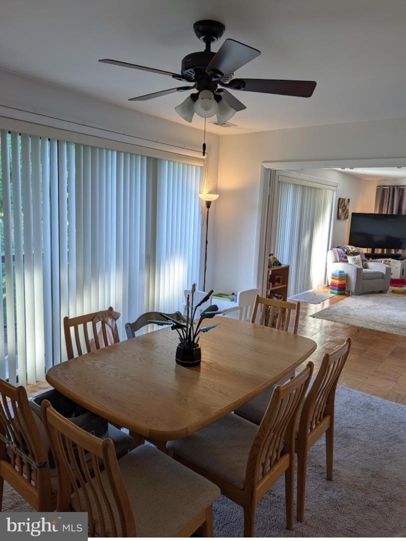 10087 Windstream Dr #4 Property Photo 4