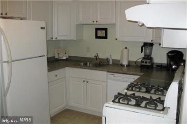 10087 Windstream Dr #4 Property Photo 9
