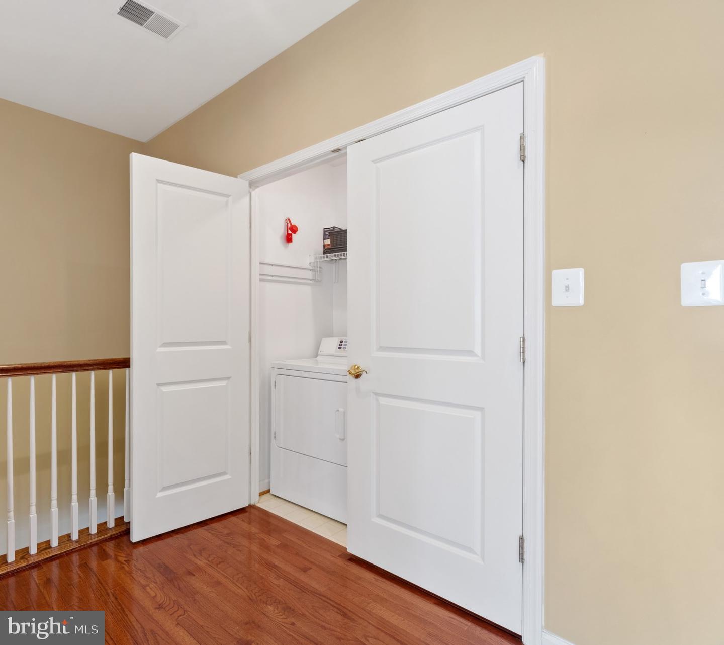8803 Mirror Lake Way Property Photo 38