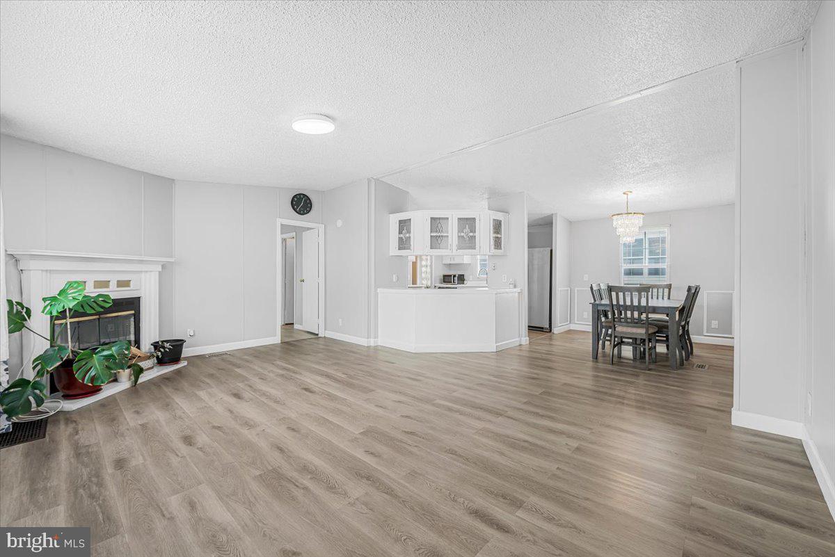 13 Midway Ave Property Photo 10