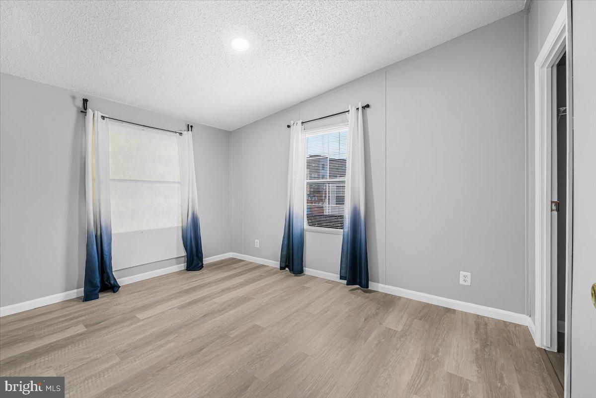 13 Midway Ave Property Photo 22