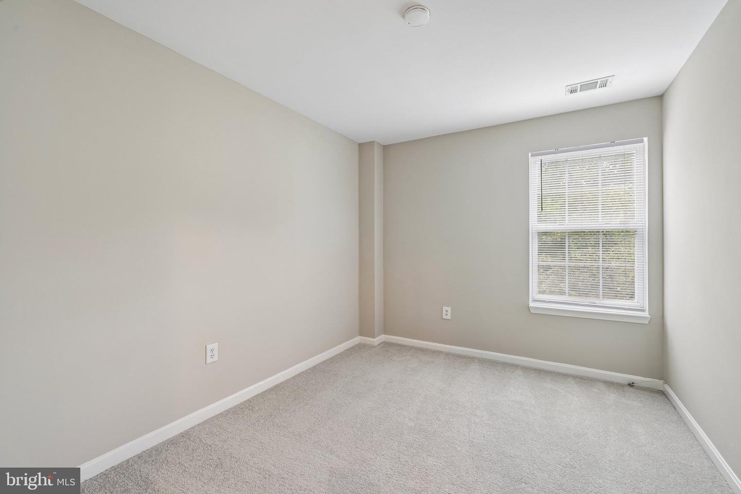 6233 Sandpiper Ct #1 Property Photo 27