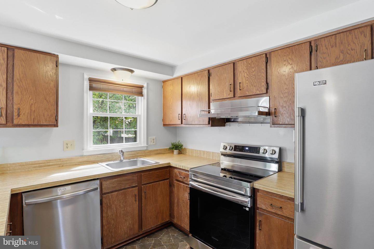 9684 Baltimore Ave Property Photo 11
