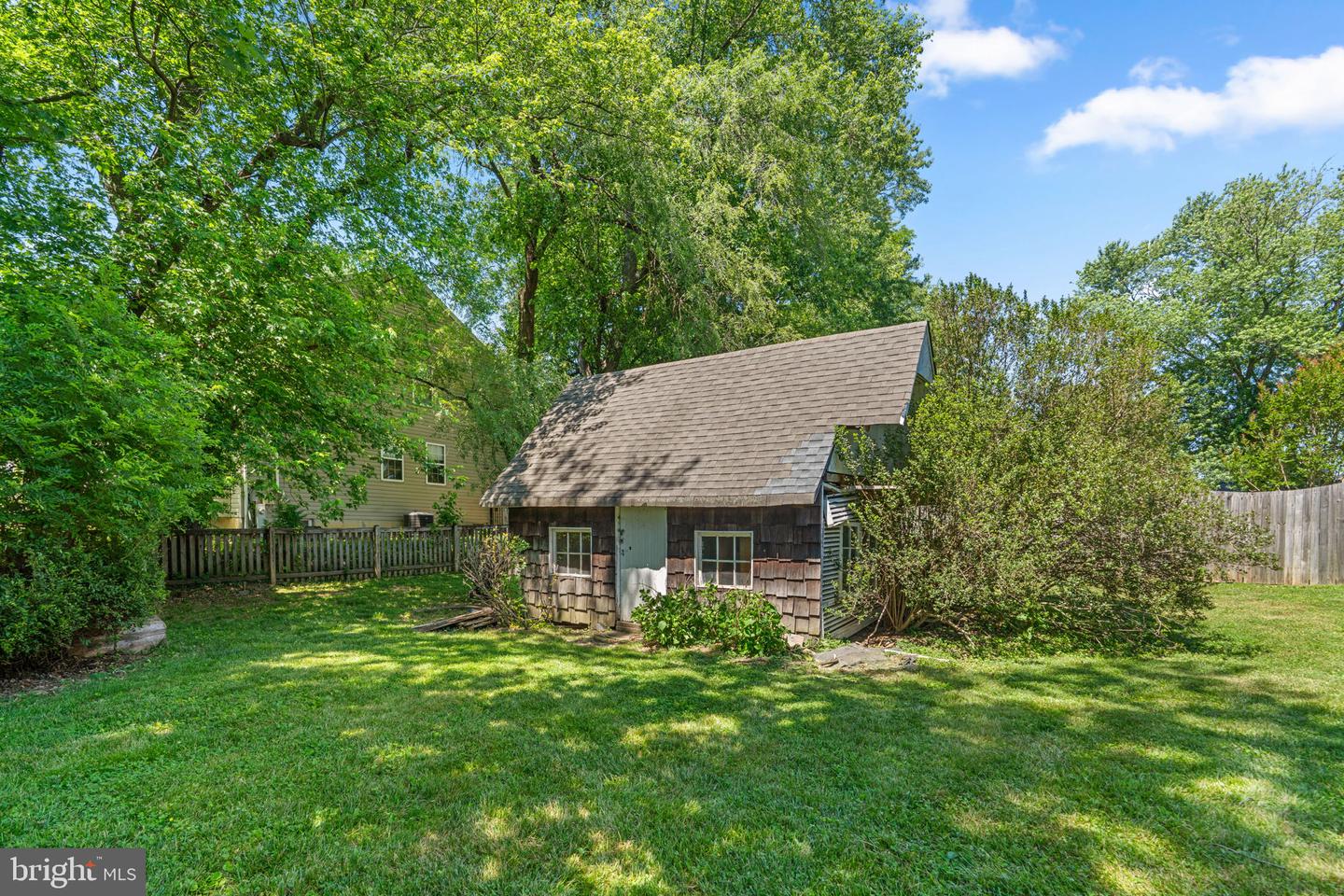 9264 Marydell Rd Property Photo 10