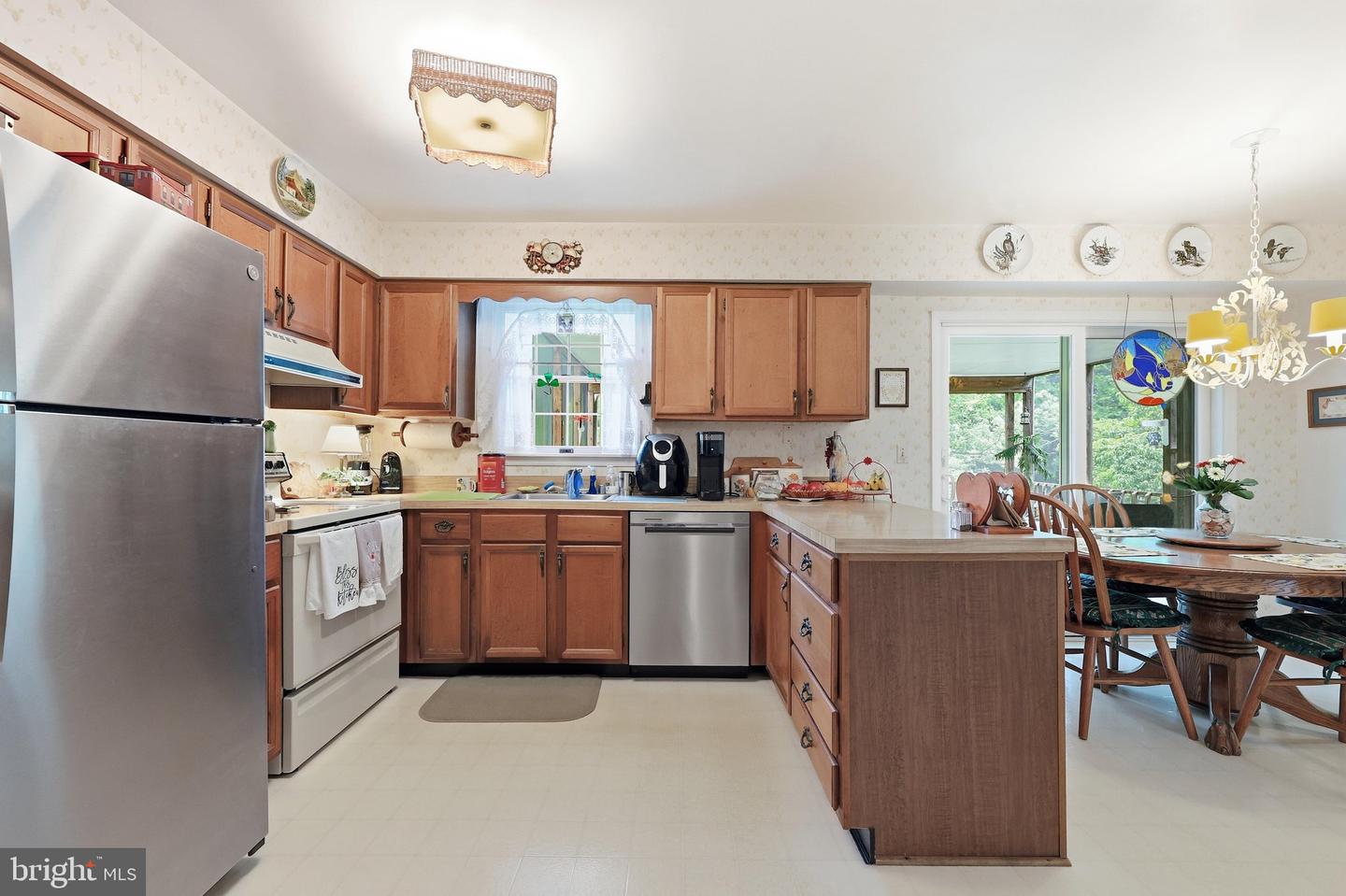 3549 Lakeway Dr Property Photo 25
