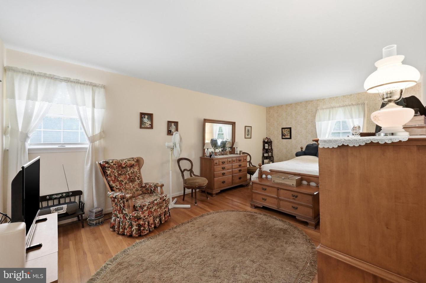 3549 Lakeway Dr Property Photo 39