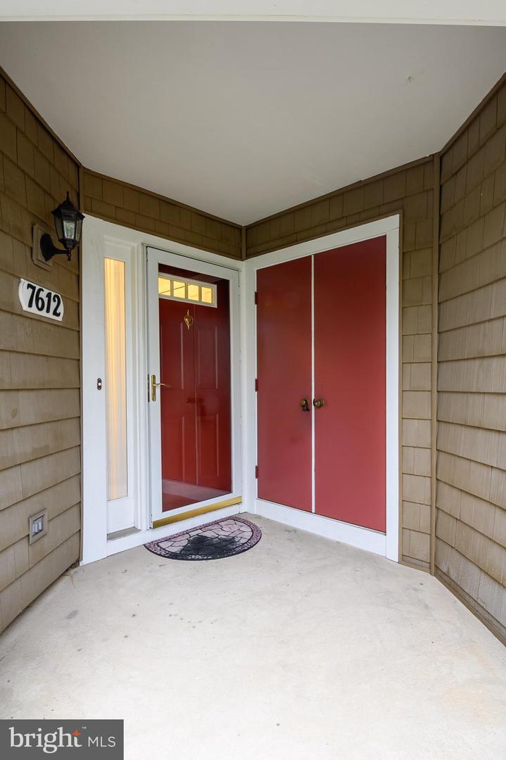 7612 Stony Creek Ln #12 E L Property Photo 5