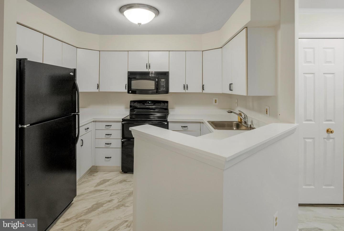 7612 Stony Creek Ln #12 E L Property Photo 14