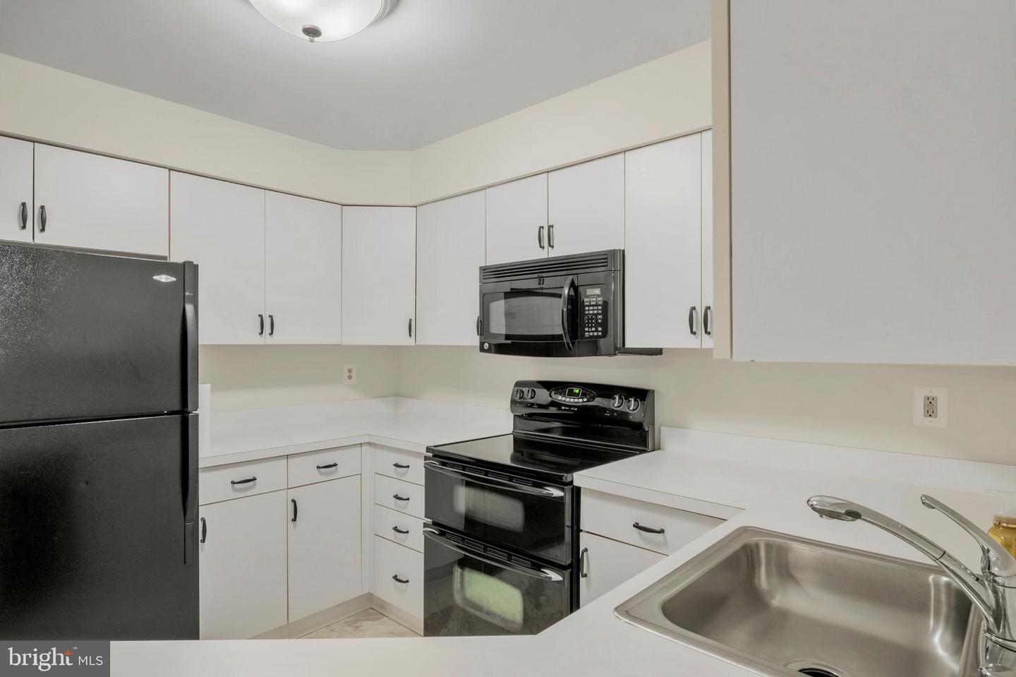 7612 Stony Creek Ln #12 E L Property Photo 16