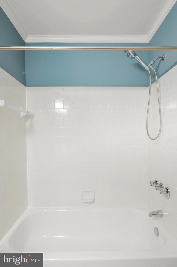 7612 Stony Creek Ln #12 E L Property Photo 29