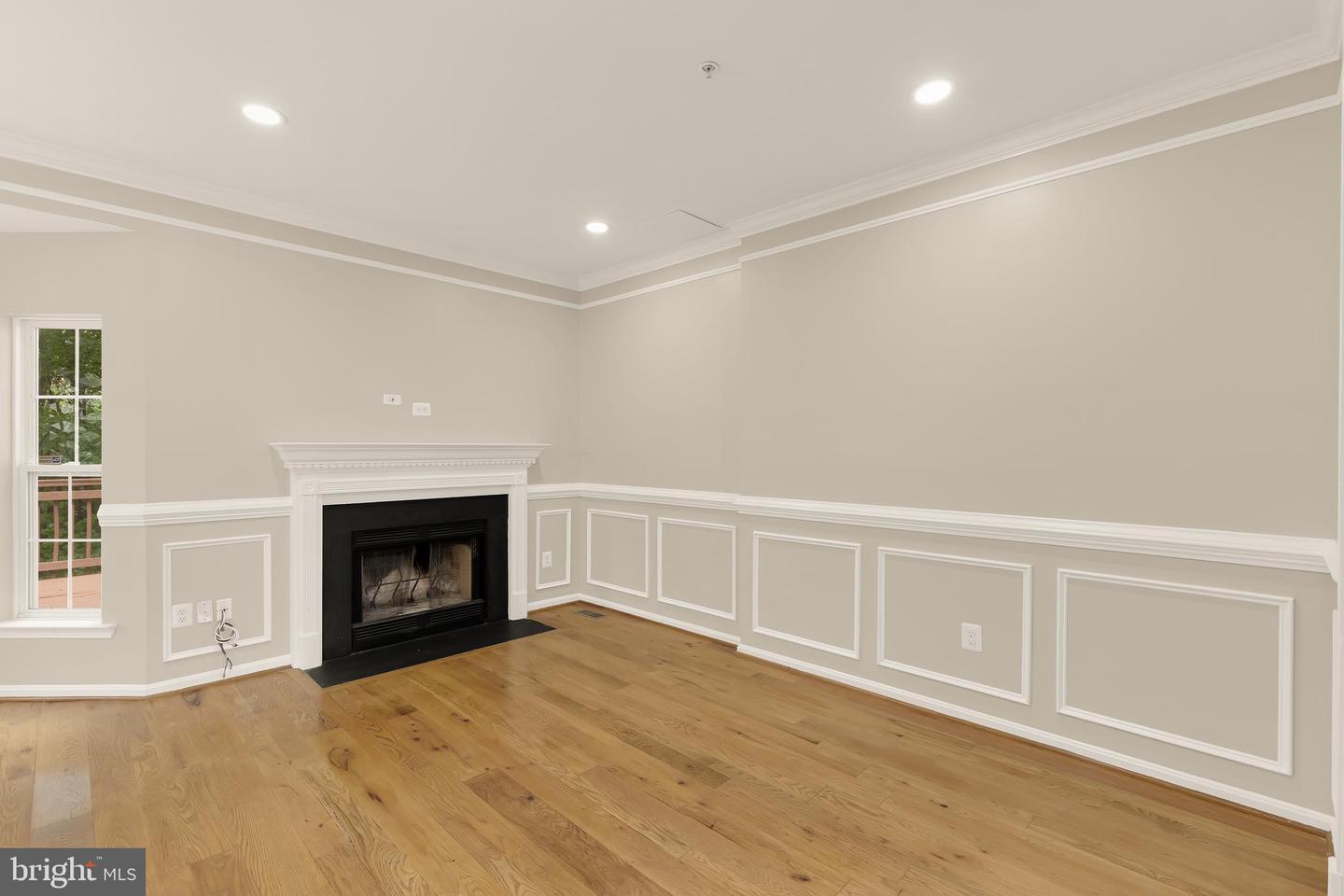 5748 Goldfinch Ct Property Photo 29