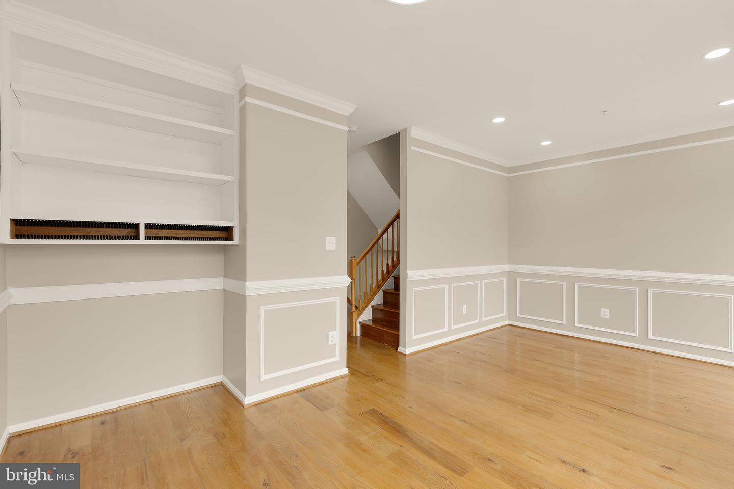 5748 Goldfinch Ct Property Photo 39