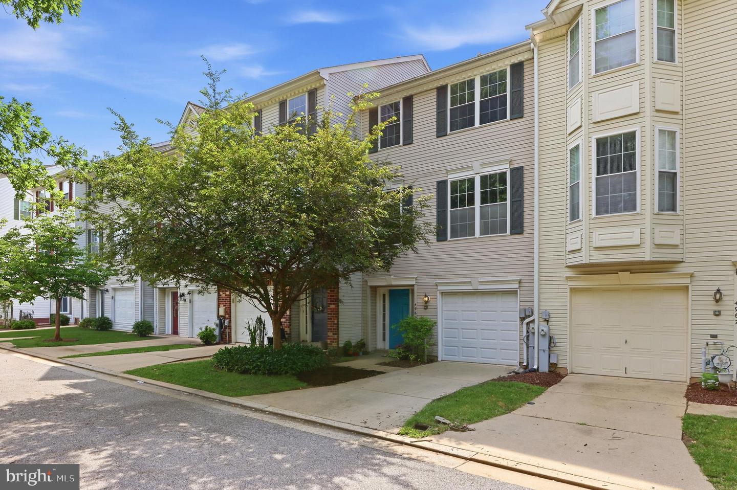 4965 Lee Farm Ct #87 Property Photo 1