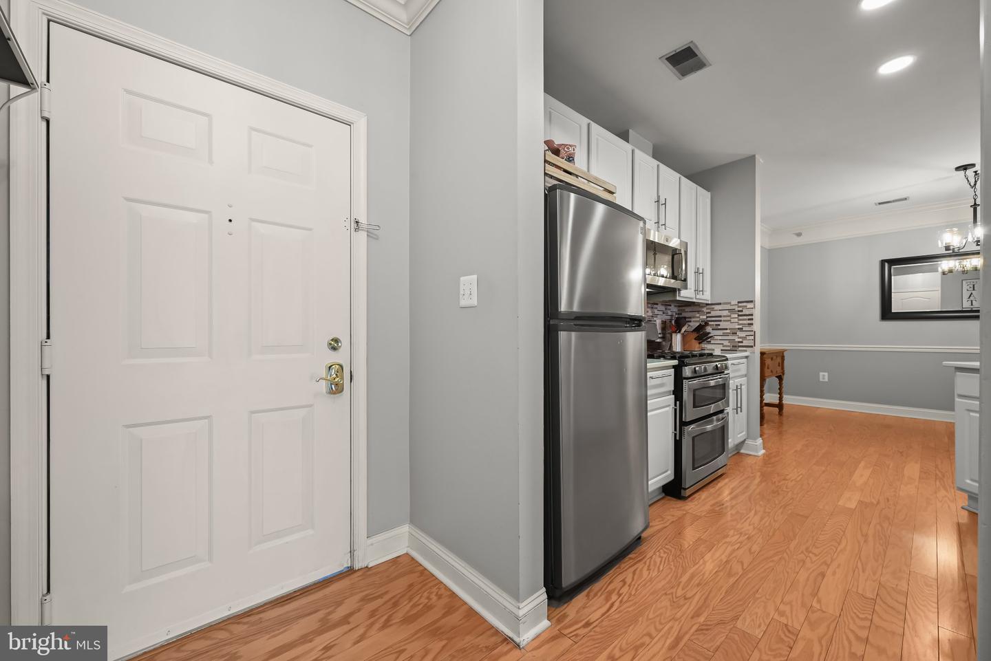 6000 Same Voyage Way #401 Property Photo 5
