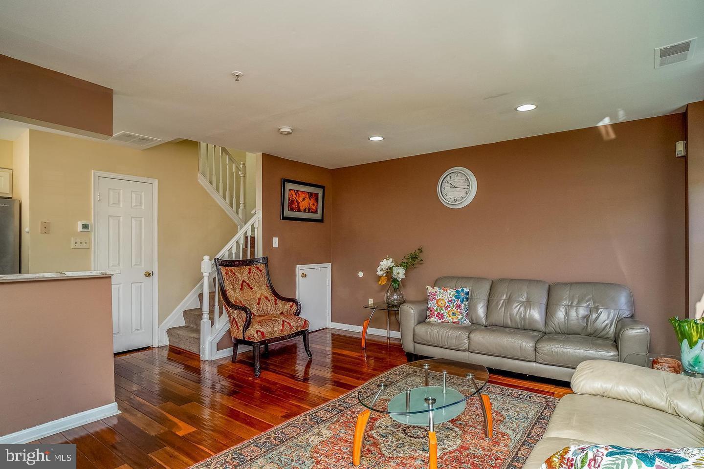 6245 Sandpiper Ct #7 Property Photo 5