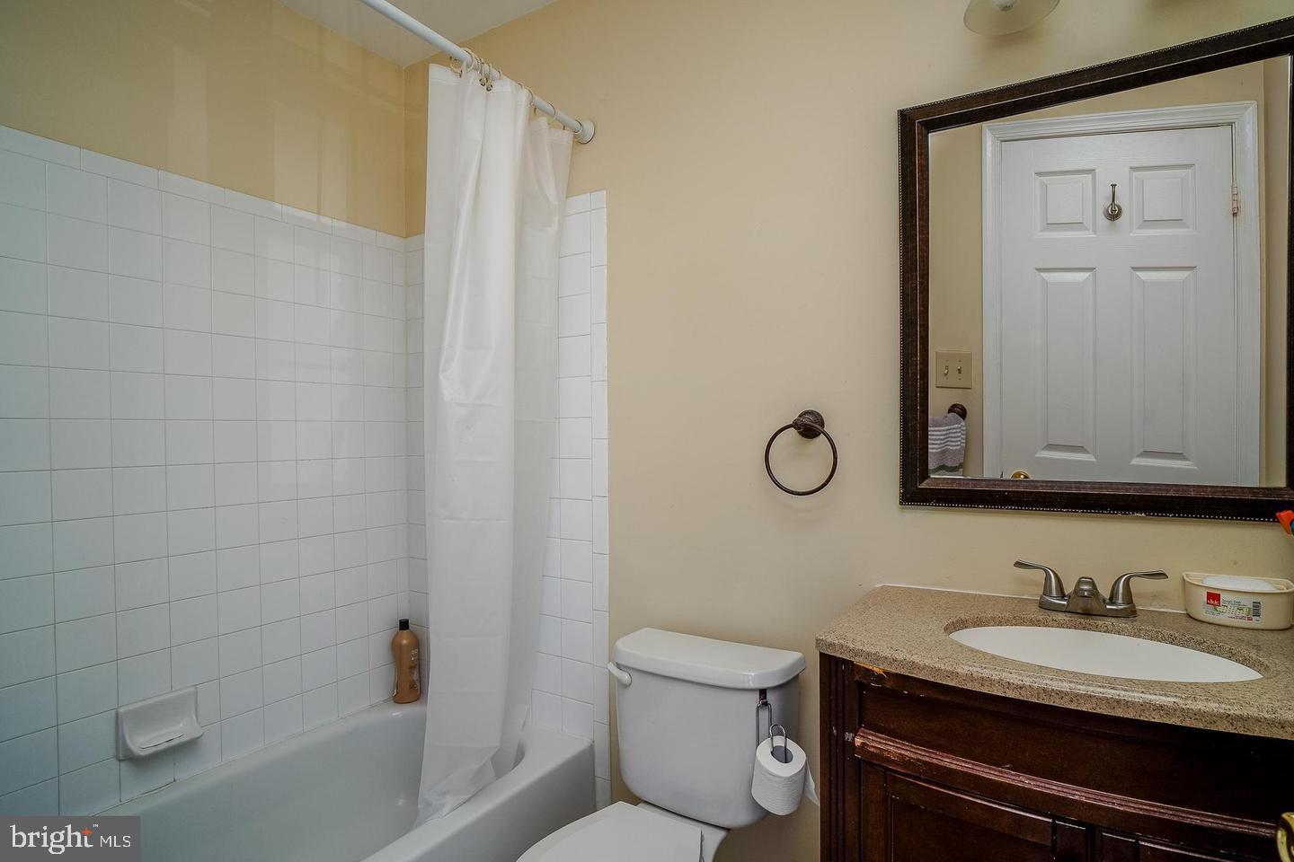 6245 Sandpiper Ct #7 Property Photo 12