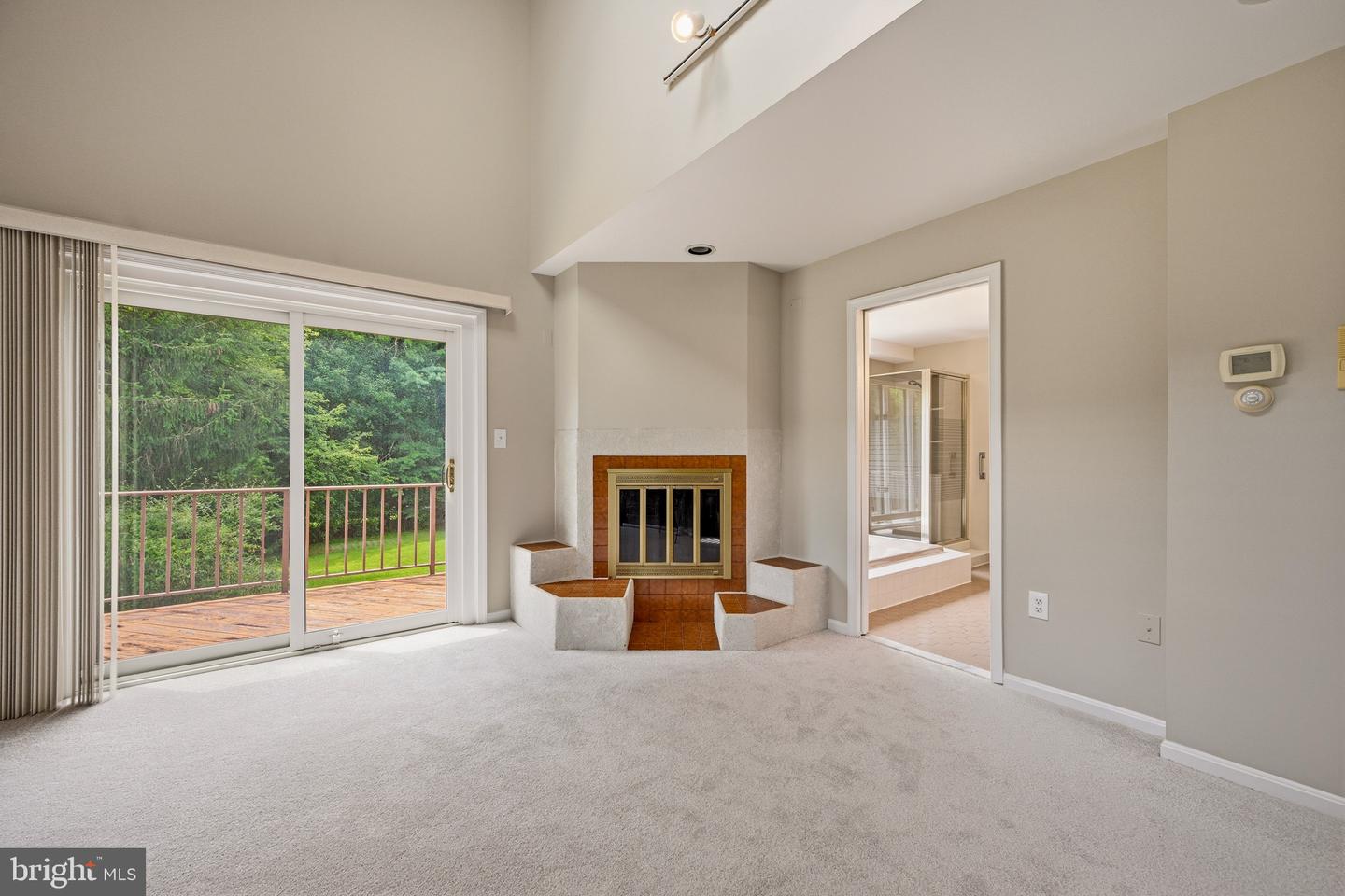 7274 Meadow Wood Way Property Photo 21
