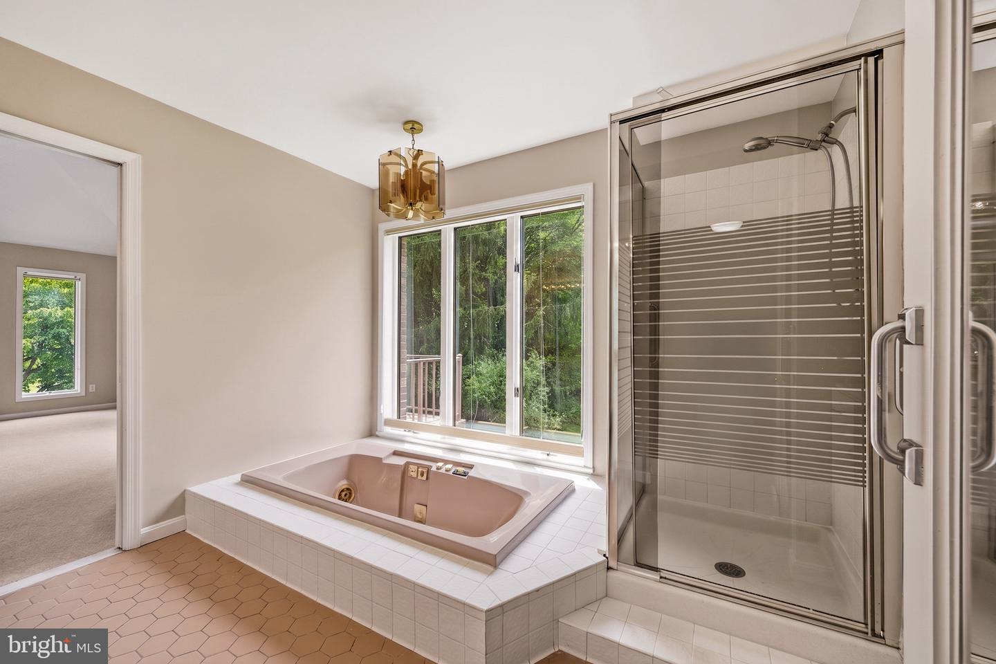 7274 Meadow Wood Way Property Photo 24