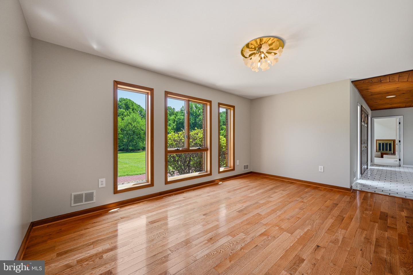 7274 Meadow Wood Way Property Photo 41