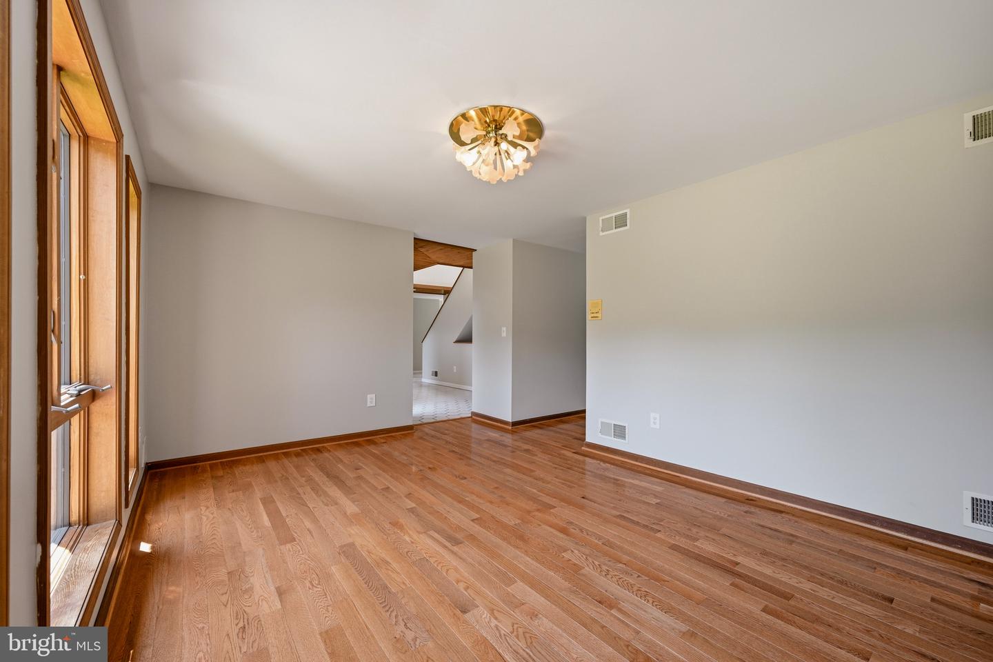 7274 Meadow Wood Way Property Photo 42