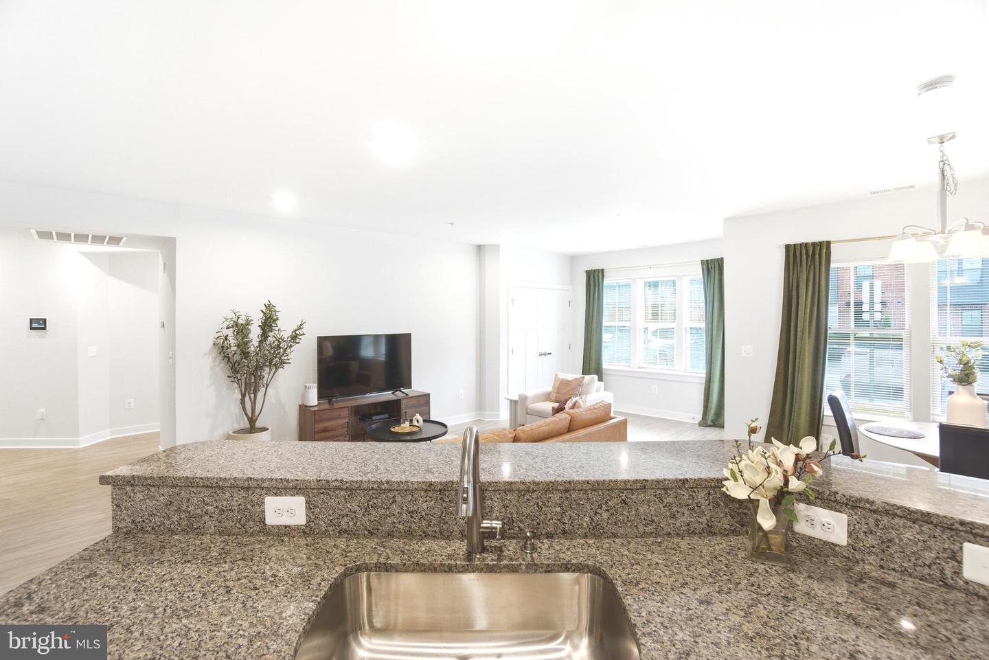 10020 Ruffian Way #a Property Photo 10