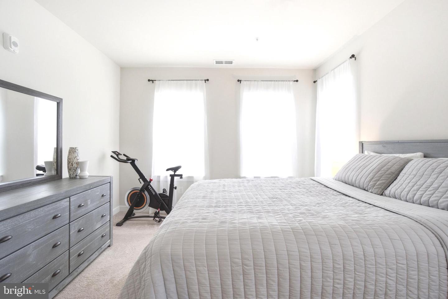 10020 Ruffian Way #a Property Photo 13