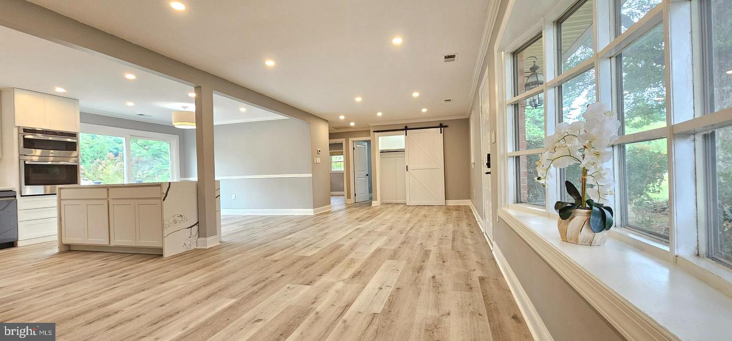 7538 Cherry Tree Dr Property Photo 2