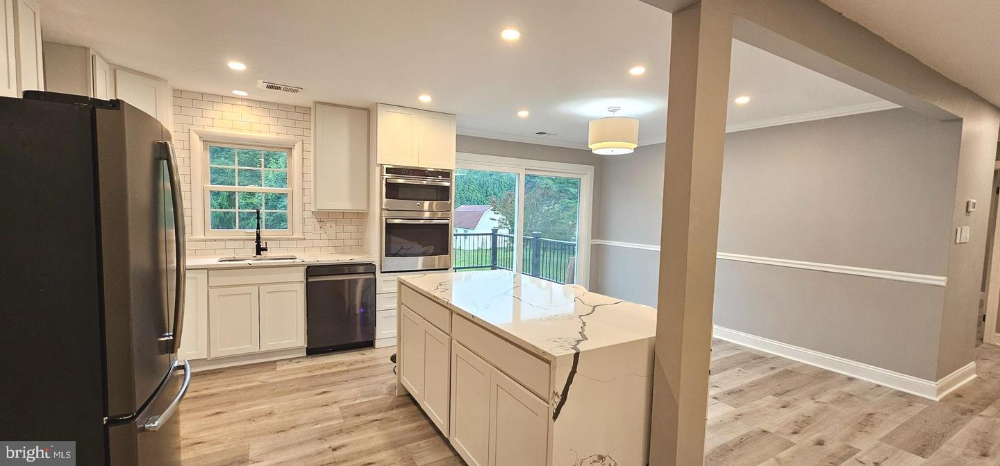 7538 Cherry Tree Dr Property Photo 10