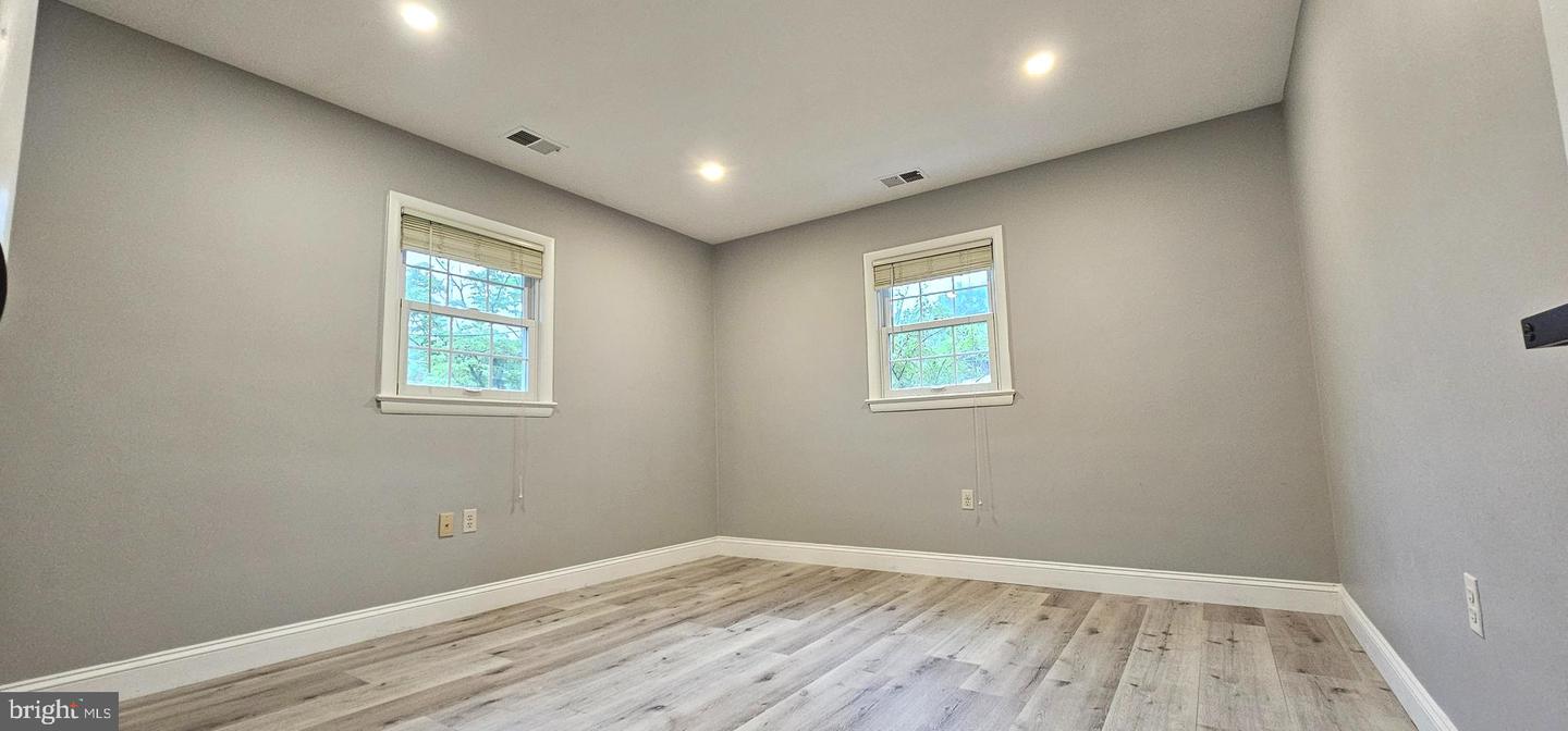 7538 Cherry Tree Dr Property Photo 28