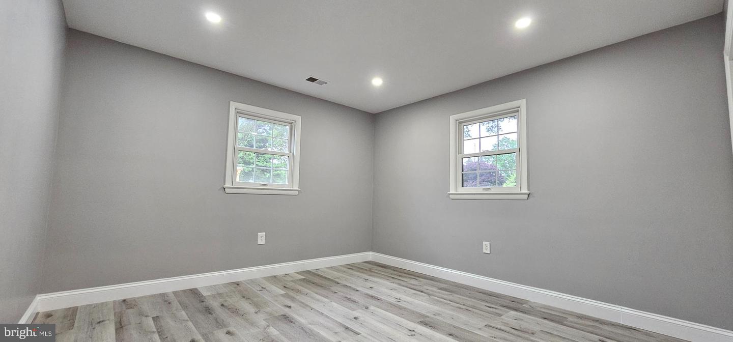 7538 Cherry Tree Dr Property Photo 31