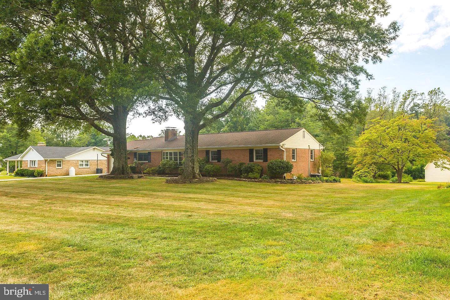 7538 Cherry Tree Dr Property Photo 43