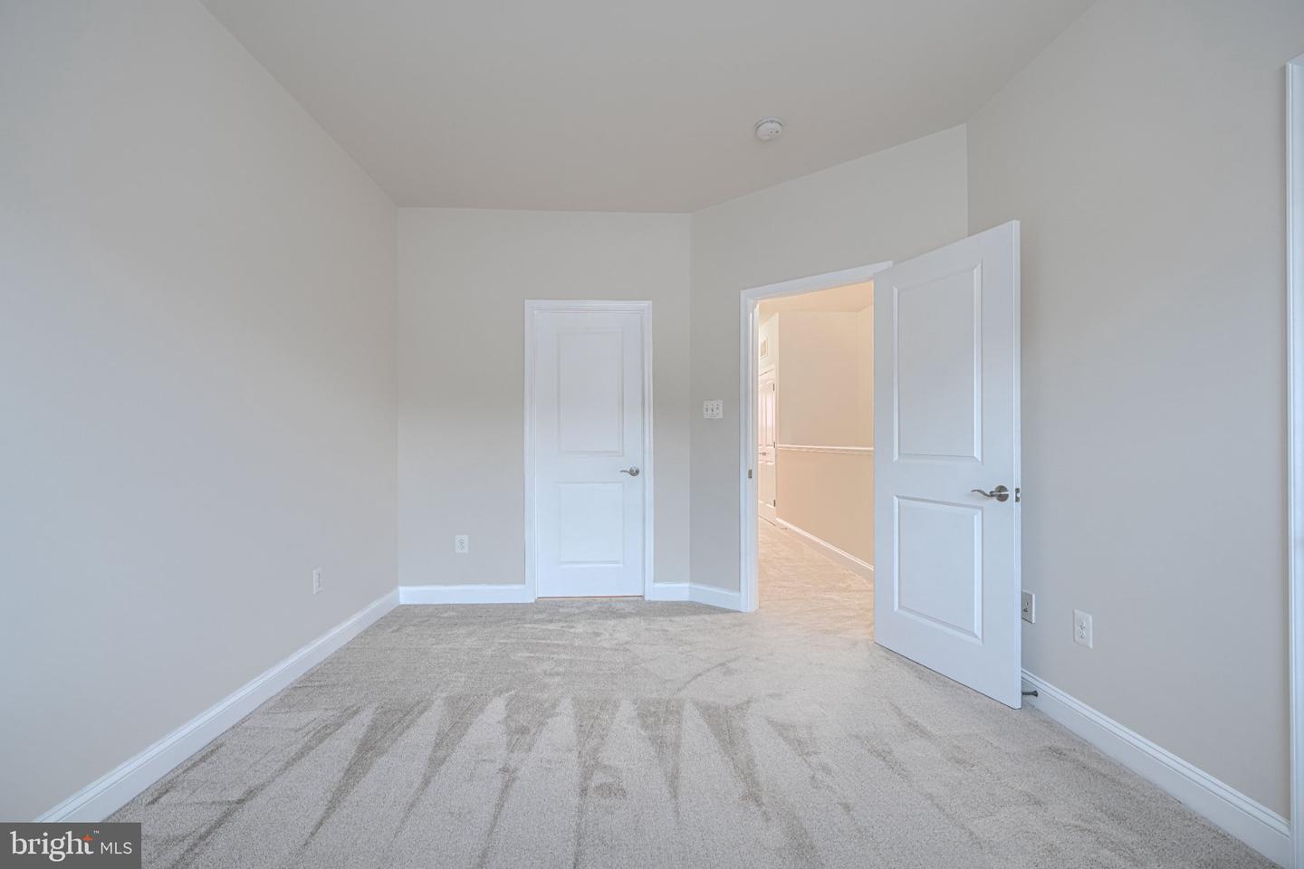 5715 Rosanna Pl Property Photo 26