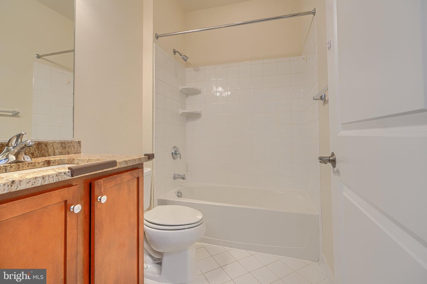 5715 Rosanna Pl Property Photo 42