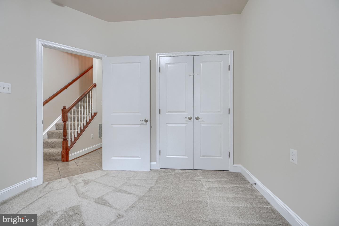 5715 Rosanna Pl Property Photo 52