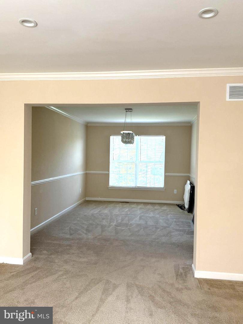 6122 Noah Way Property Photo 7