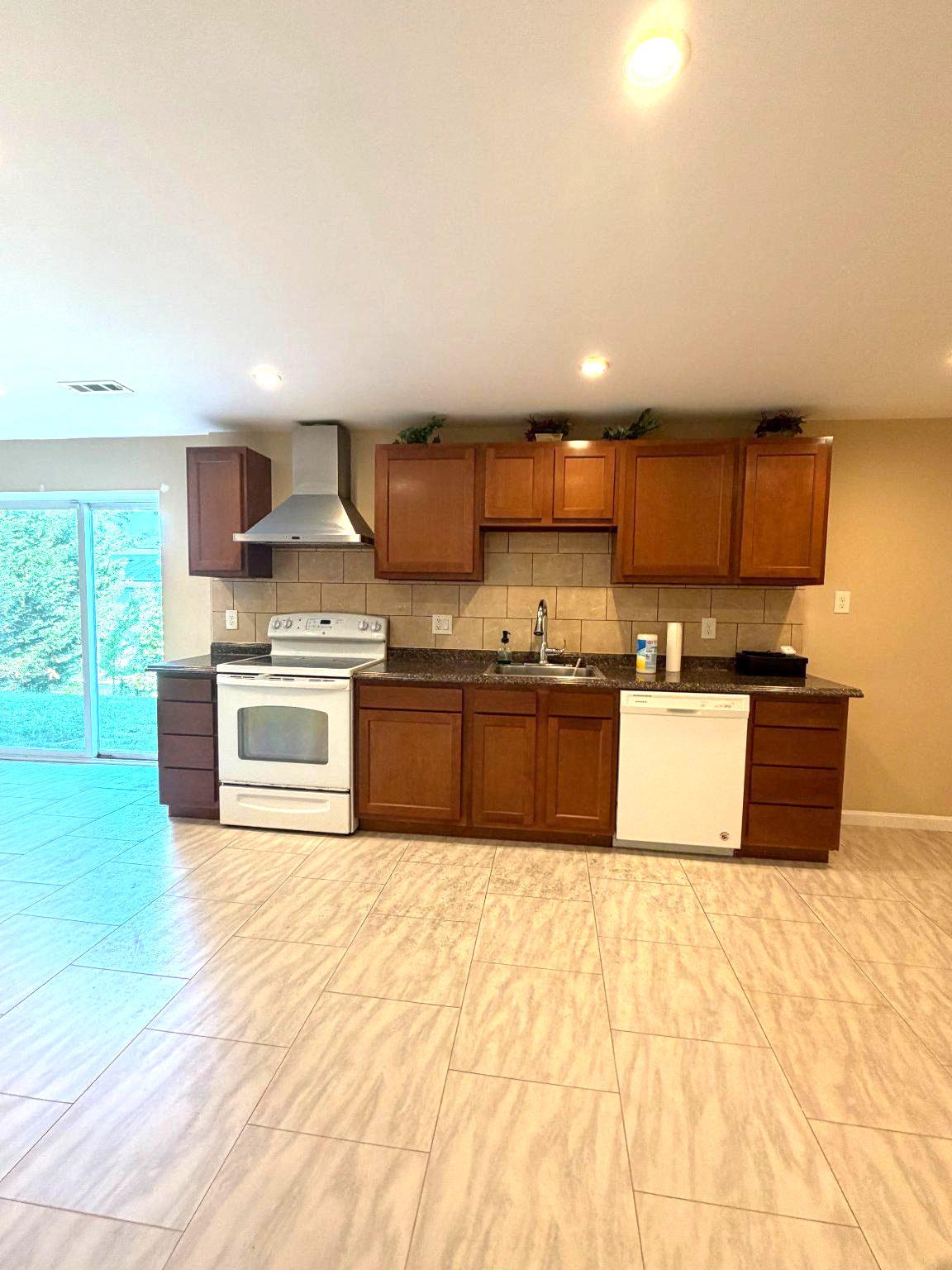 6122 Noah Way Property Photo 20