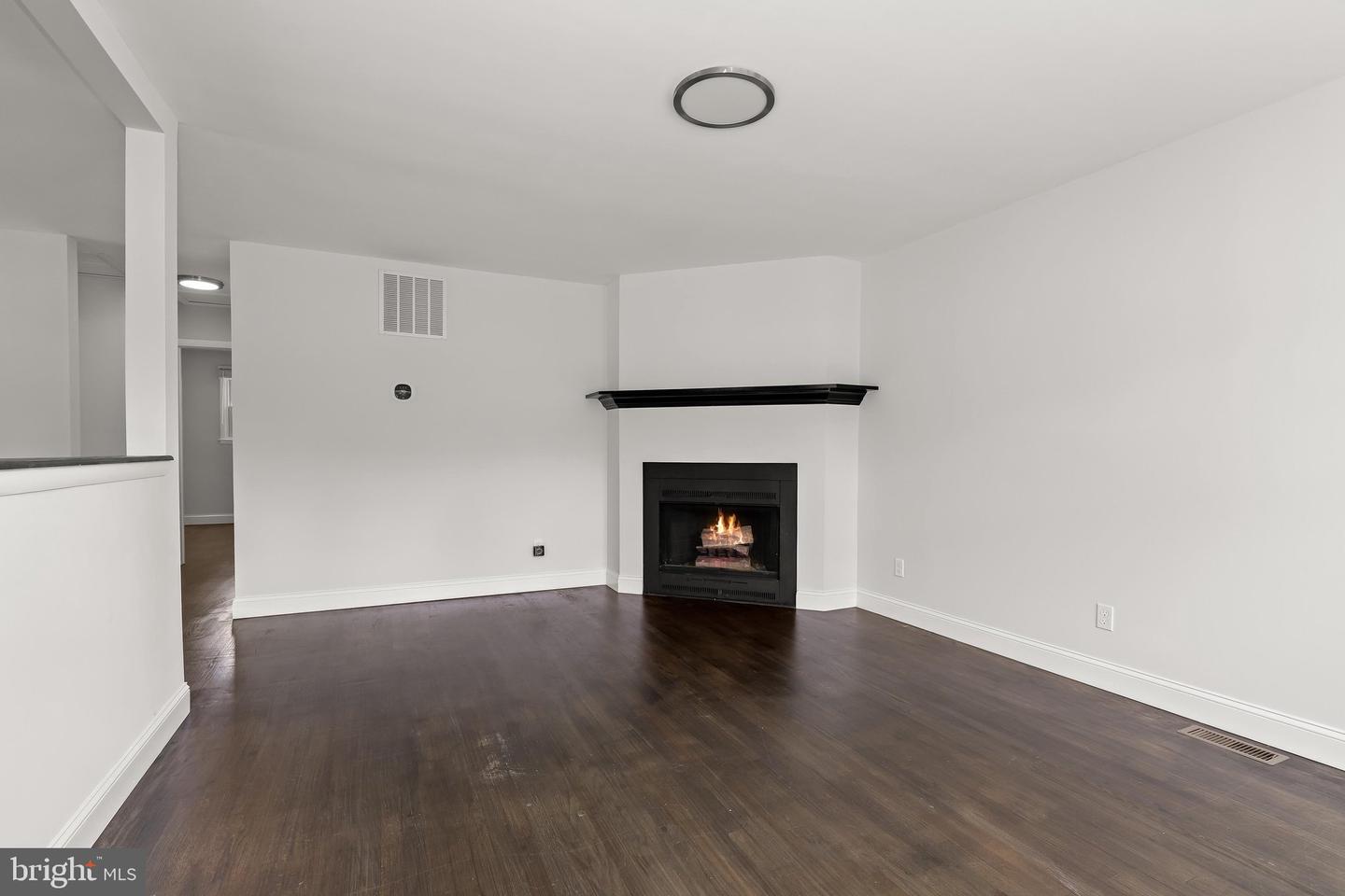 9834 Gwynn Park Dr Property Photo 28