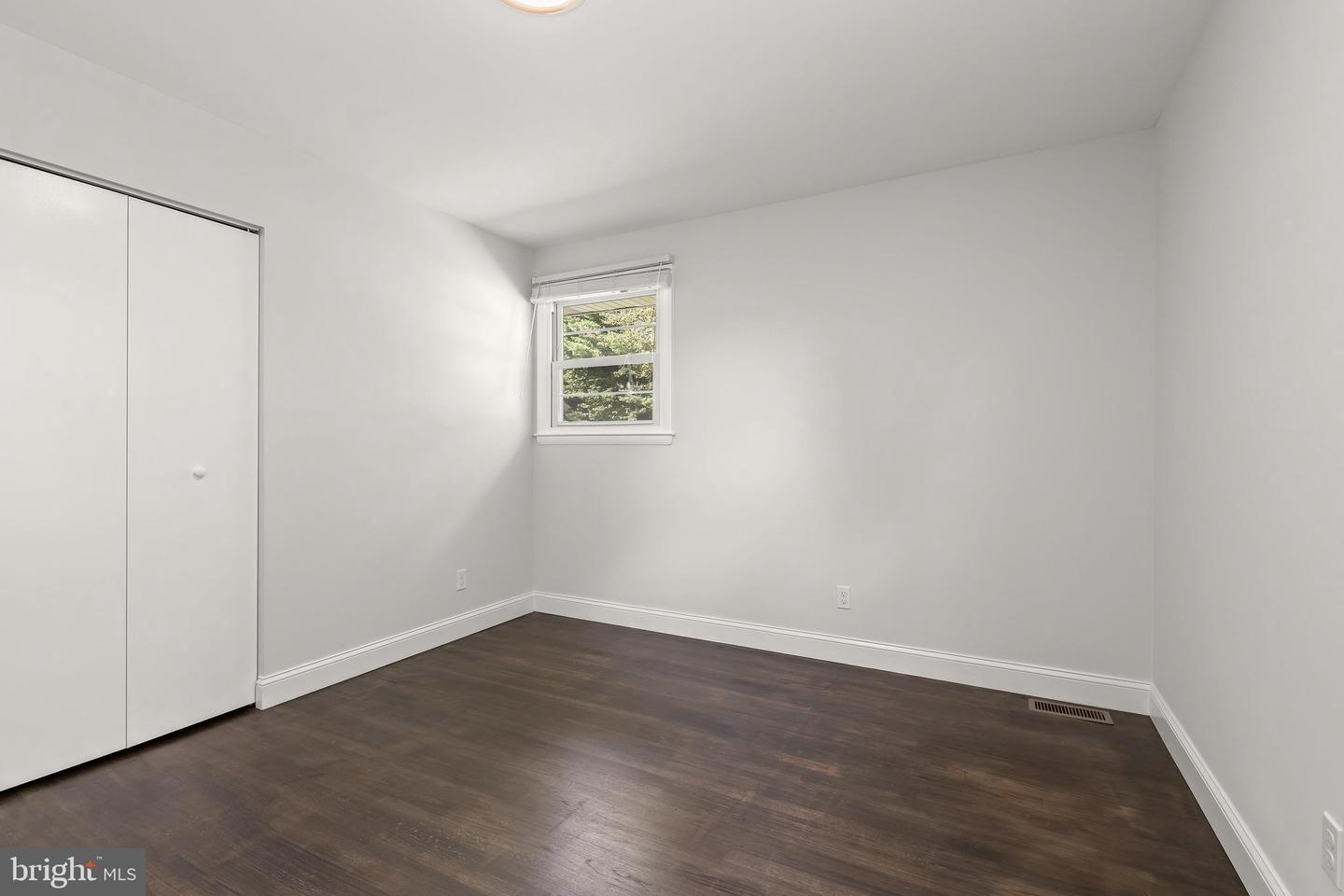 9834 Gwynn Park Dr Property Photo 35