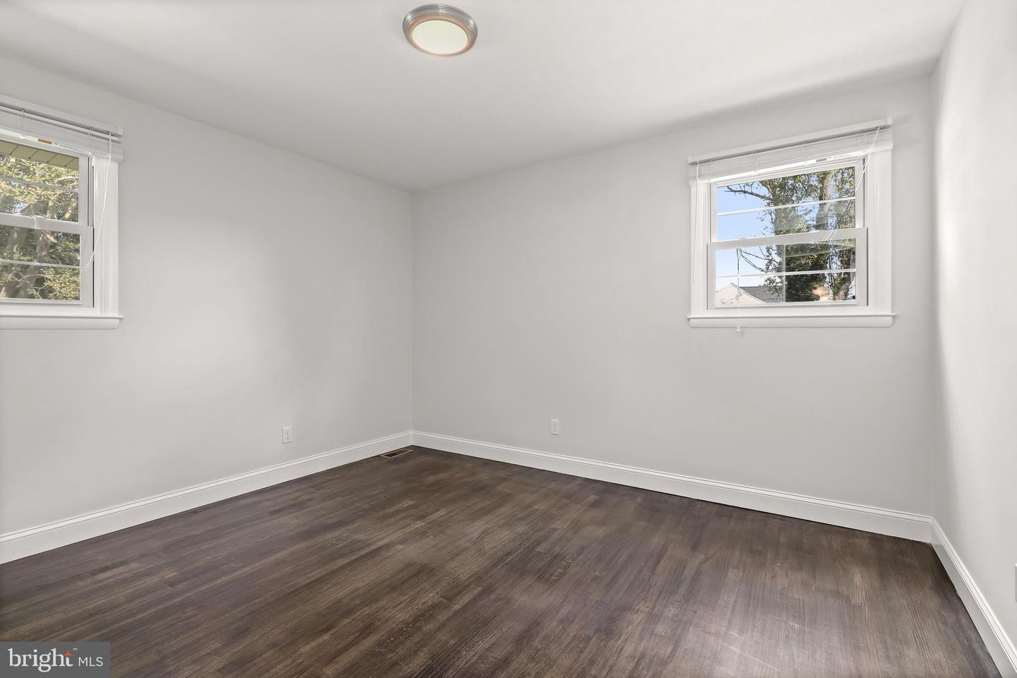 9834 Gwynn Park Dr Property Photo 45
