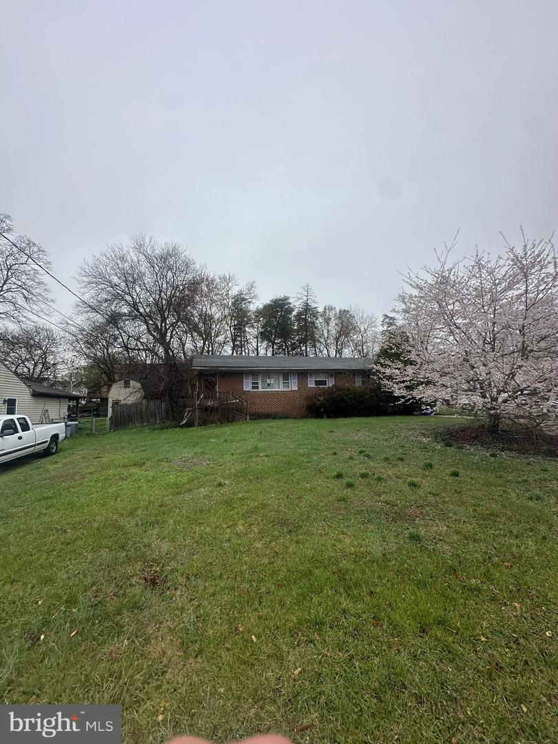9126 Grant Ave Property Photo 1