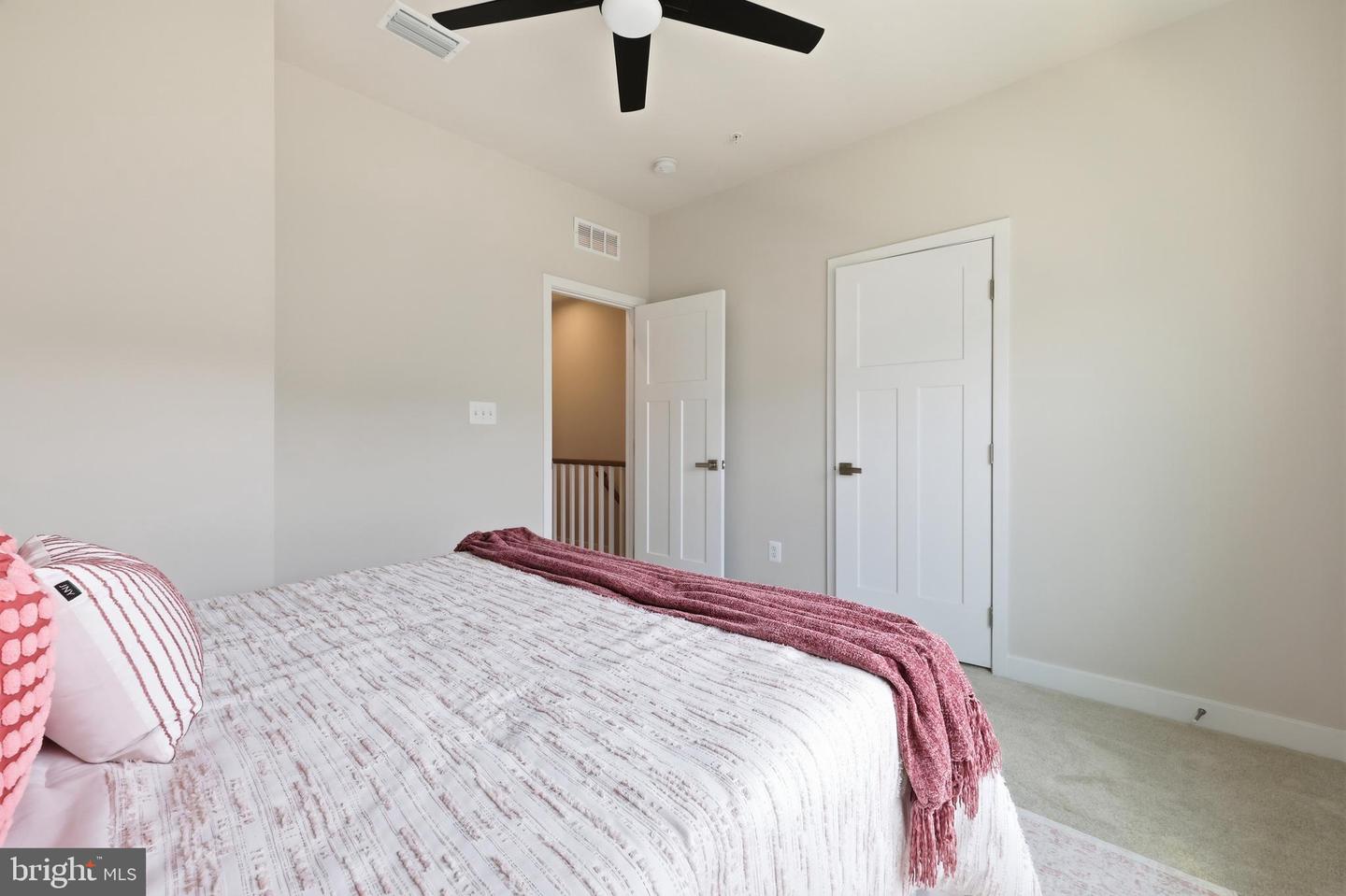 8115 Primrose Ln Property Photo 34