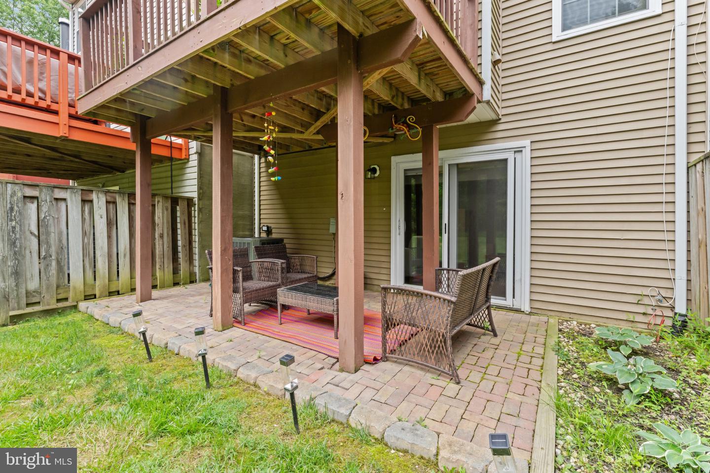 4760 Hallowed Strm Property Photo 11