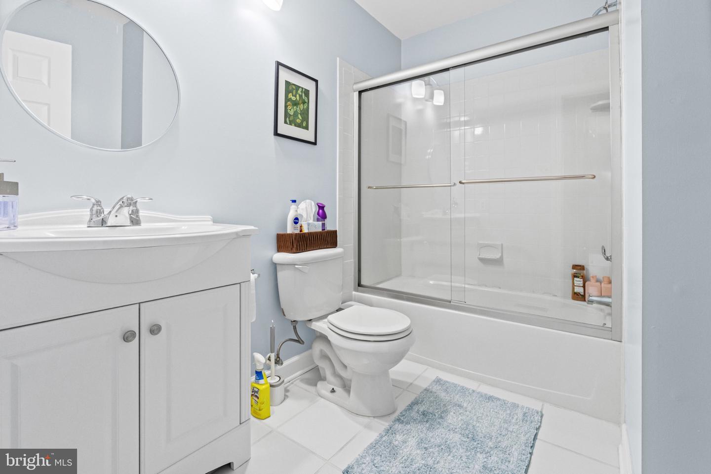 4760 Hallowed Strm Property Photo 17