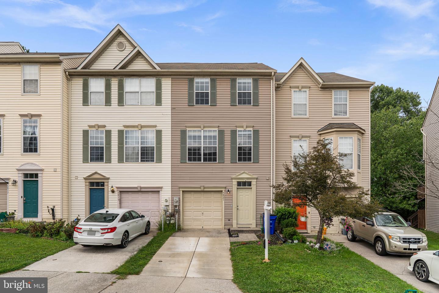 6821 SANCTUARY CT